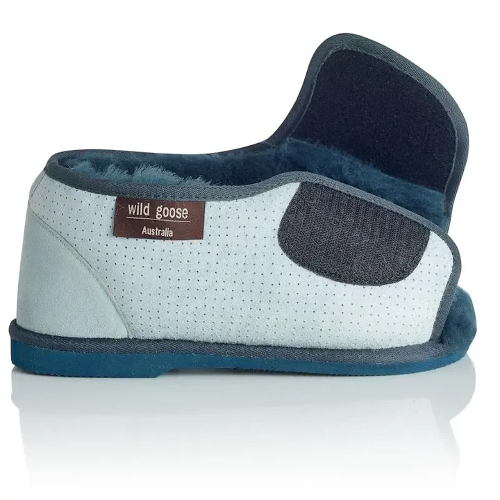 2026-03-04-69a864733eadf.webp Wild Goose Sheepskin Open Toed Care Boot, 1Pair - All Sizes - Image 1